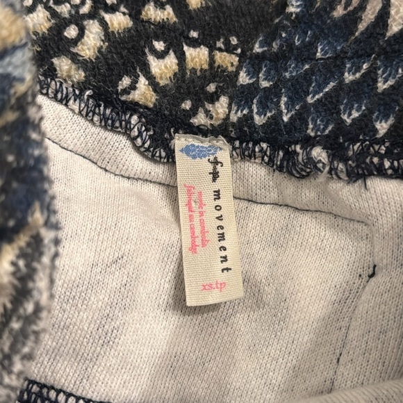 Free People June Bug Joggers & Crewneck Set - Picture 5 of 8